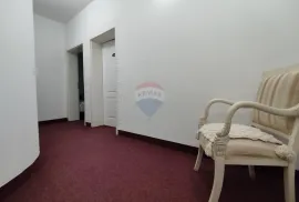 Velika Gorica, hotel 1.300 m2, 25 soba, wellness, Velika Gorica, Immobili commerciali