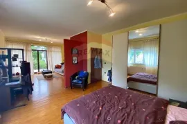 IKA - Obiteljska kuća 390m2, Opatija - Okolica, Casa