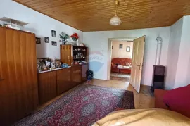 Skrad- kuća sa manjom okućnicom 70 m2, Skrad, Casa