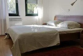 NAJAM VRHUNSKOG STANA - VRAPČE, Zagreb, Wohnung