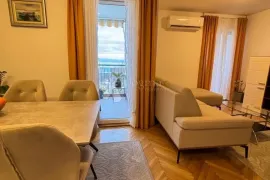 Prekrasan trosobni stan, Split, Διαμέρισμα