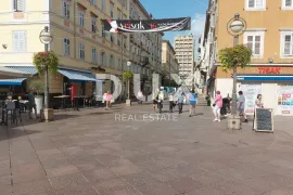 RIJEKA, Centar-poslovni prostor 29 m2 u središtu grada, Rijeka, Propriedade comercial