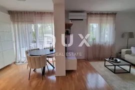 ISTRA, PULA Prekrasan 2S+DB stan u Šijani 61 m2, Pula, Appartamento