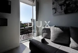 RIJEKA, CENTAR - uhodani apartmani u centru grada, Rijeka, Apartamento