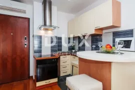 ZADAR, PUNTAMIKA - Stan 100m od mora, Zadar, Appartement