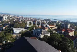 RIJEKA, BANDEROVO- stan 100m2 s panoramskim pogledom na more - 3S+DB - 1. kat, Rijeka, شقة