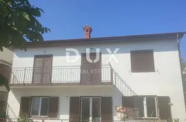 ISTRA, PULA Obiteljska kuća + građevinsko zemljište 434 m2!!!, Pula, House