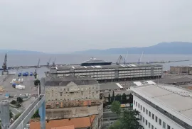 RIJEKA, CENTAR - stan 93m2 panoramski pogled na more i grad, Rijeka, Appartamento