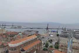 RIJEKA, CENTAR - stan 93m2 panoramski pogled na more i grad, Rijeka, Appartamento