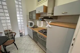 RIJEKA, CENTAR- stan, 4s kl., UREĐEN!, Rijeka, Apartamento