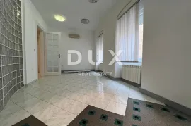 RIJEKA, CENTAR- stan, 4s kl., UREĐEN!, Rijeka, Apartamento