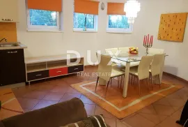 ZADAR, BORIK - Mediteranska vila u elitnom dijelu Zadra, Zadar, Kuća