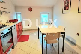 RIJEKA, CENTAR, lijepi 2S+DB s pogledom na more, Rijeka, Appartamento