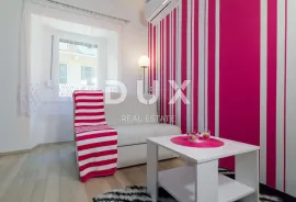 RIJEKA, CENTAR - uhodani apartmani na samom Korzu, Rijeka, Appartement