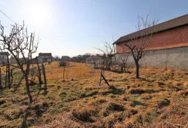 Zaprešić, Brdovec, kuća 128 m2 za renovaciju, okućnica 2012 m2, Brdovec, Ev