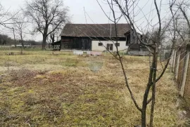 Rugvica, okolica, autohtona obiteljska kuća, gospodarski objekti, zemljište 4.705 m2, Rugvica, Haus