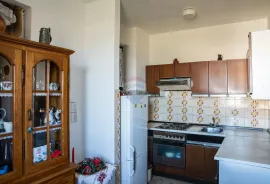 Otok Rab, ugostiteljski objekt 306m2 + apartmani na 2 etaže, 1. red do mora, Rab, Εμπορικά ακίνητα