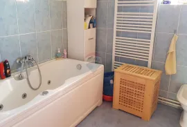 Zagreb, Vrapče, kuća površine 350 m2, natkriveni parking, Zagreb, House