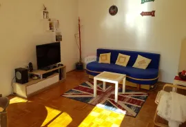 Zagreb, Vrapče, kuća površine 350 m2, natkriveni parking, Zagreb, House