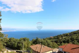 OPATIJA,VEPRINAC-samostojeća kuća ROH BAU s garažom, pogledom na more i velikom okućnicom, Opatija - Okolica, House