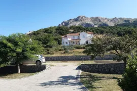 BAŠKA-JURANDVOR - prekrasna kuća s pogledom na more, Baška, Casa