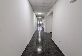 Novi Zagreb, Buzin, uredski prostori do 1.300 m2, sa parkingom, Zagreb, Propriedade comercial