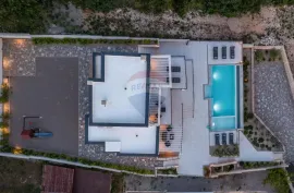 Crikvenica, Šmrika kuća 240m2 sa panoramskim pogledom na more, Kraljevica, Casa