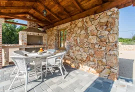 OTOK KRK-KRAS villa sa bazenom, Dobrinj, Famiglia