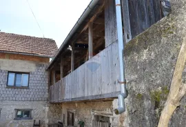 Generalski Stol,Seosko imanje, dvije kuće, 5600 m2, Generalski Stol, Дом