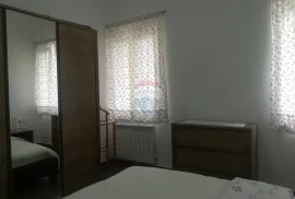 KASTAV, Rubeši - lijepo namješten stan 2S+DB sa okućnicom 400M2, Kastav, Appartement