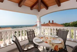 Istra, Kaštelir, apartmanska kuća panoramskog pogleda, Kaštelir-Labinci, Famiglia