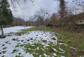 Kuća uz rijeku, Gorski kotar, 1900 m2 okućnice, Vrbovsko, Famiglia