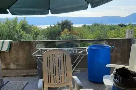 OTOK KRK,PINEZIĆI kuća sa tri apartmana, Krk, Haus