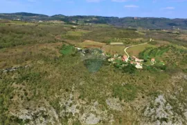 Istra,Grožnjan-Impozantno imanje za investiciju, Grožnjan, Terreno