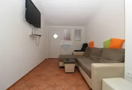 Istra, Poreč - Prekrasan stan u okolici Poreča sa malim apartmanom u vrtu, Poreč, Appartement