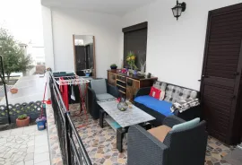 Istra, Poreč - Prekrasan stan u okolici Poreča sa malim apartmanom u vrtu, Poreč, Appartement