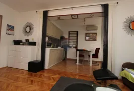 Istra, Poreč - Prekrasan stan u okolici Poreča sa malim apartmanom u vrtu, Poreč, Appartement