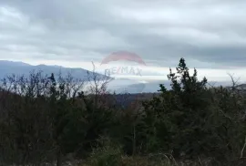 BRSEČ - GOLOVIK - STARINA ZA ADAPTACIJU, Mošćenička Draga, Maison