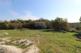 ISTRA, MARČANA - kuća na velikoj okućnici, Marčana, House