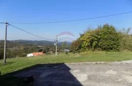 ISTRA, HUM - Kuća na osami s lijepim pogledom, Buzet, Kuća