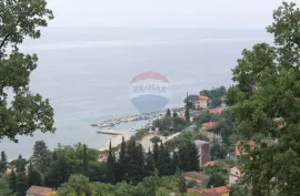 Ičići -Kuća sa 3 stana, Opatija - Okolica, Σπίτι