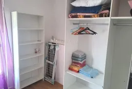 Impresivni stan terasom i parkirnim mjestom, novija gradnja, Zagreb, Appartment