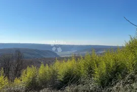 BUJE, ZEMLJIŠTE SA JEDINSTVENIM POGLEDOM, Buje, Γη