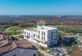 Poreč okolica, prizemlje 93m2 s 100m2 dvorišta, Poreč, Wohnung