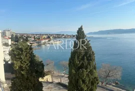 Selce, penthouse prvi red do mora sa terasom, Crikvenica, Daire