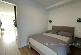 Luksuzno uređen dvosoban stan, Split, Appartement