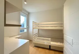 Uređeni stan na vrhunskoj lokaciji, Split, Appartement