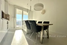 Uređeni stan na vrhunskoj lokaciji, Split, Appartement