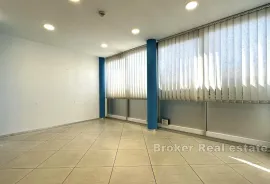 Poslovni prostor na atraktivnoj lokaciji, Split, Commercial property