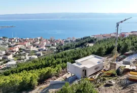 Nedovršena vila s panoramskim pogledom na more, Omiš, Kuća